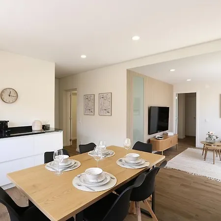 T2-sea View By Nazpina