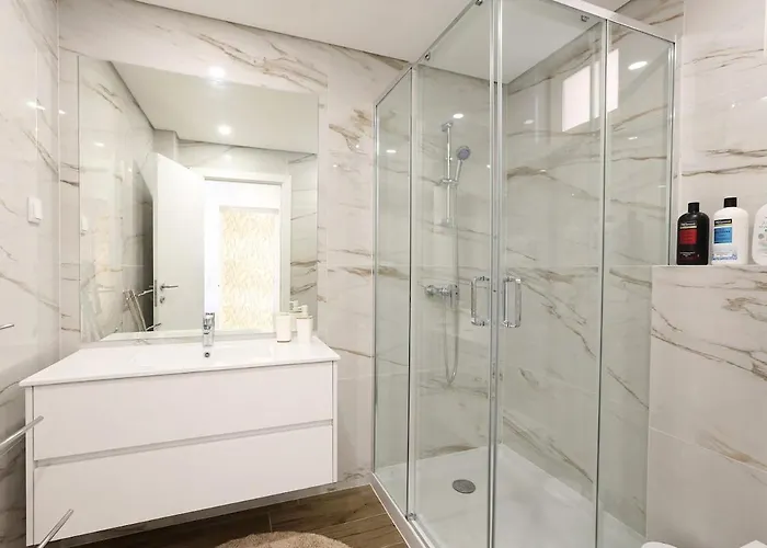 T2-sea View By Nazpina Apartment